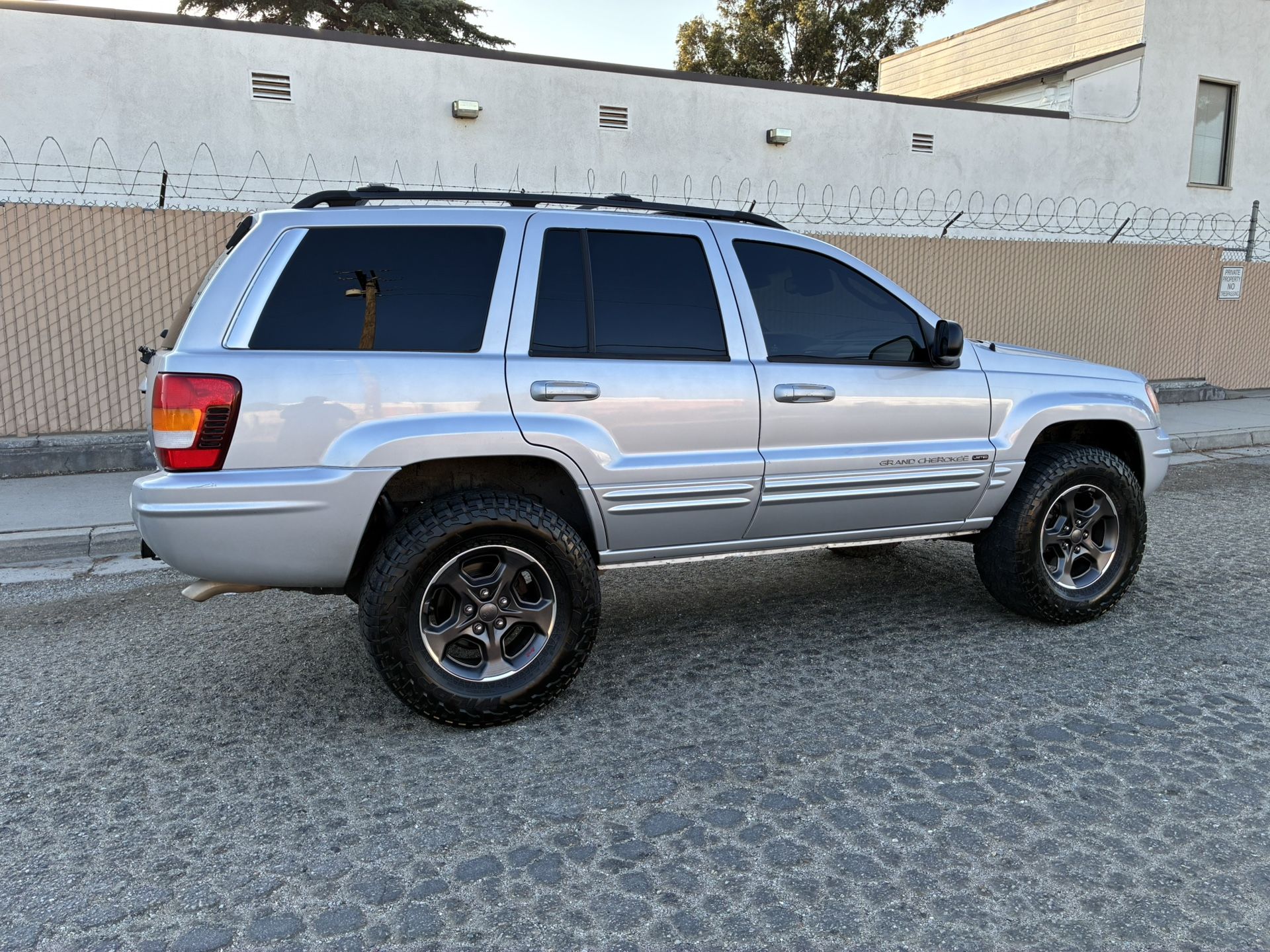 2004 Jeep Grand Cherokee