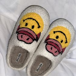 Women’s Emoji Cowgirl Slippers, Brand New Without Tags, Size Medium 7/8