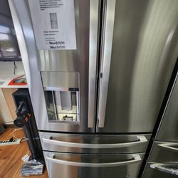 Profile 27.9 cu. ft Smart 4-Door French Door Refrigerator with Door-in-Door in Fingerprint Resistant Stainless Steel