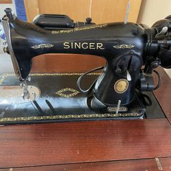 Singer Sewing Machine Electric Antique 