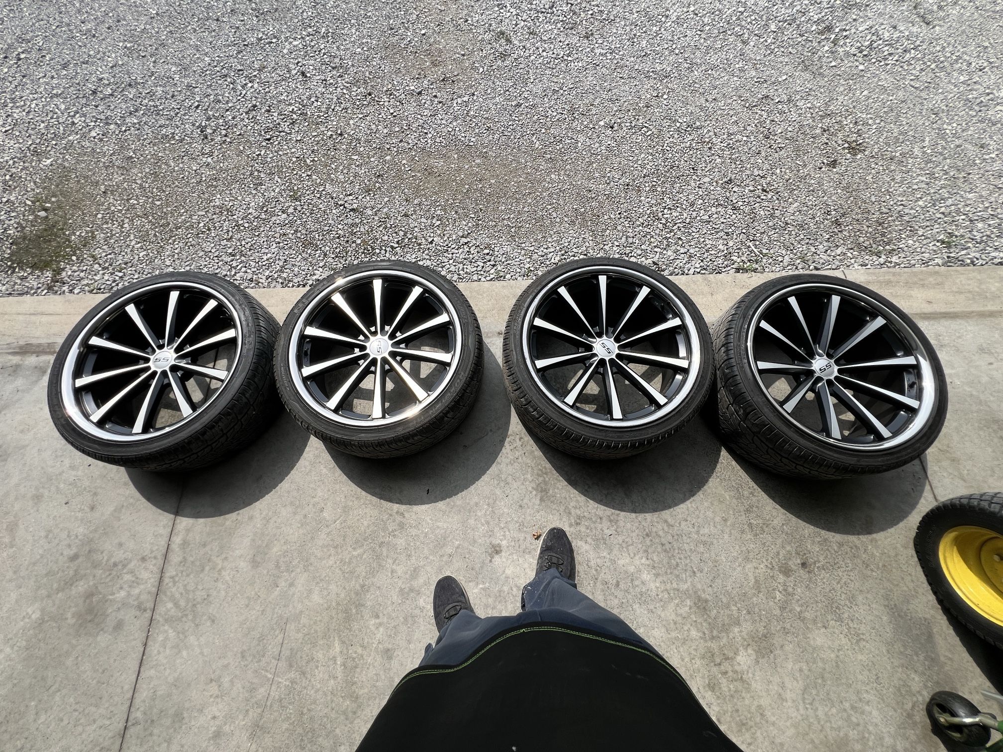 22” SS Rims and Tires