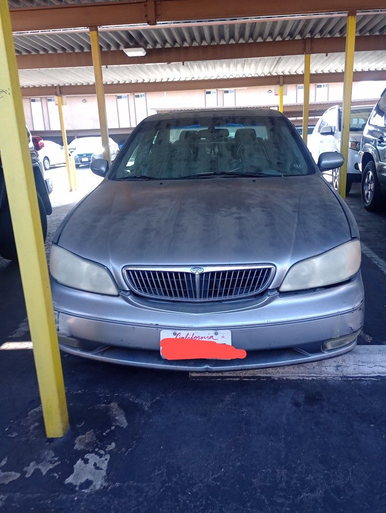 2001 Infiniti I30