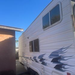 2004 Weekend Warrior 23ft Toy Hauler
