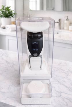 Lumia Facial & Neck lift treatment