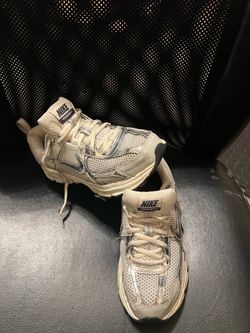 NIKE VOMERO 5 for women’s shoes