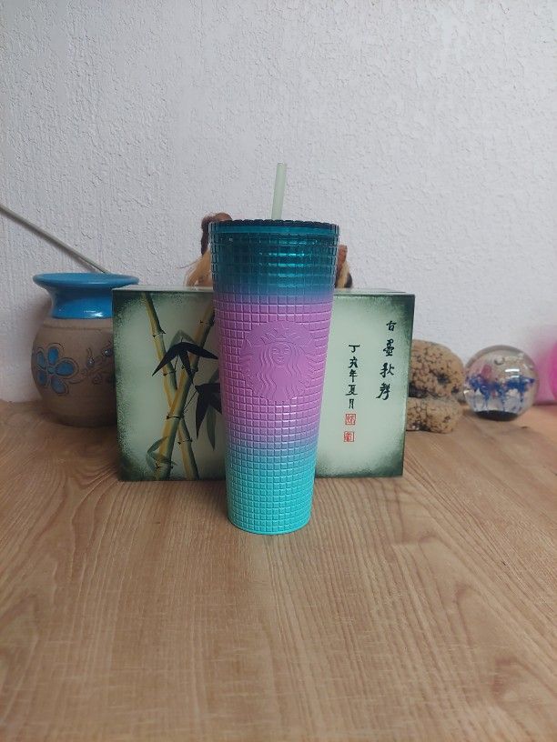 Starbucks Very Rare Tumbler