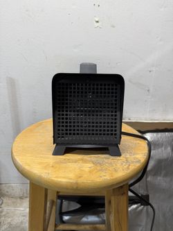Electric Heater - Plug In