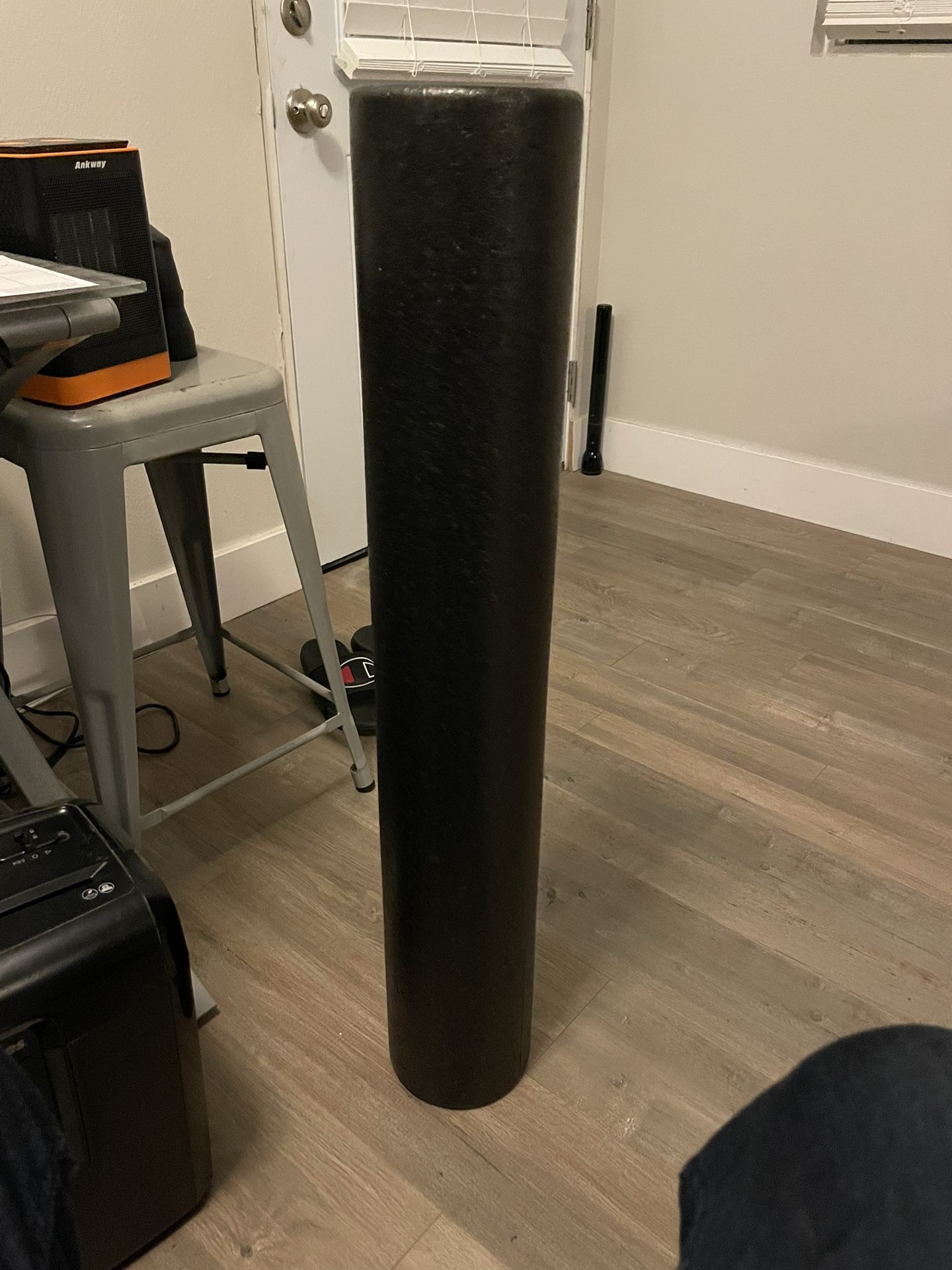 Amazon Basics Foam Roller 35 inch lenth 6inch diameter