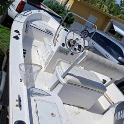 15 Ft Cobia Center Console 