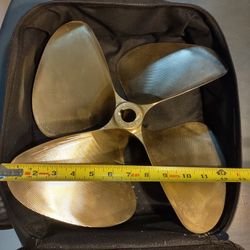 Propeller Acme