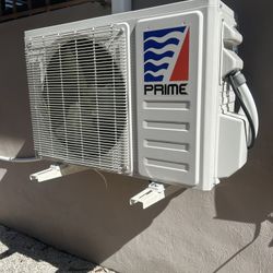 Mini Split 12,000 BTUs