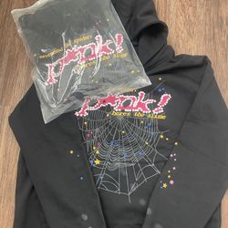 *BRAND NEW* Spider Hoodie Medium