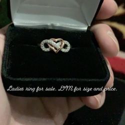 Rose gold and sterling silver Infinity heart ring with diamonds