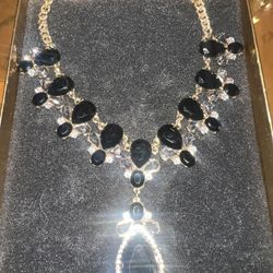 Brand New In The Box Inc Necklace