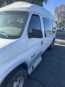 98’ Ford Van
