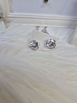 Men's earrings 14K White Gold Laminated Hypoallergenic Waterproof Non Tarnish Excellent Quality Jewelry  20$