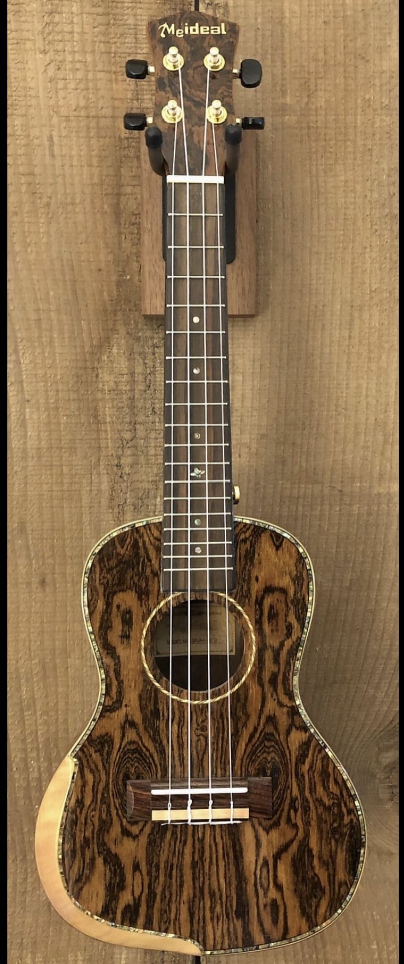 Beautiful 24” Concert Ukulele Solid Wood Never Used W/gig Bag 