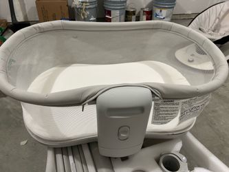 Halo Bassinet Swivel sleeper