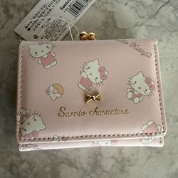 NEW Sanrio Hello Kitty Wallet
