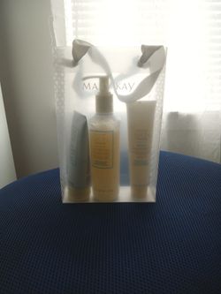 Mary Kay Satin Hands Pampering Set