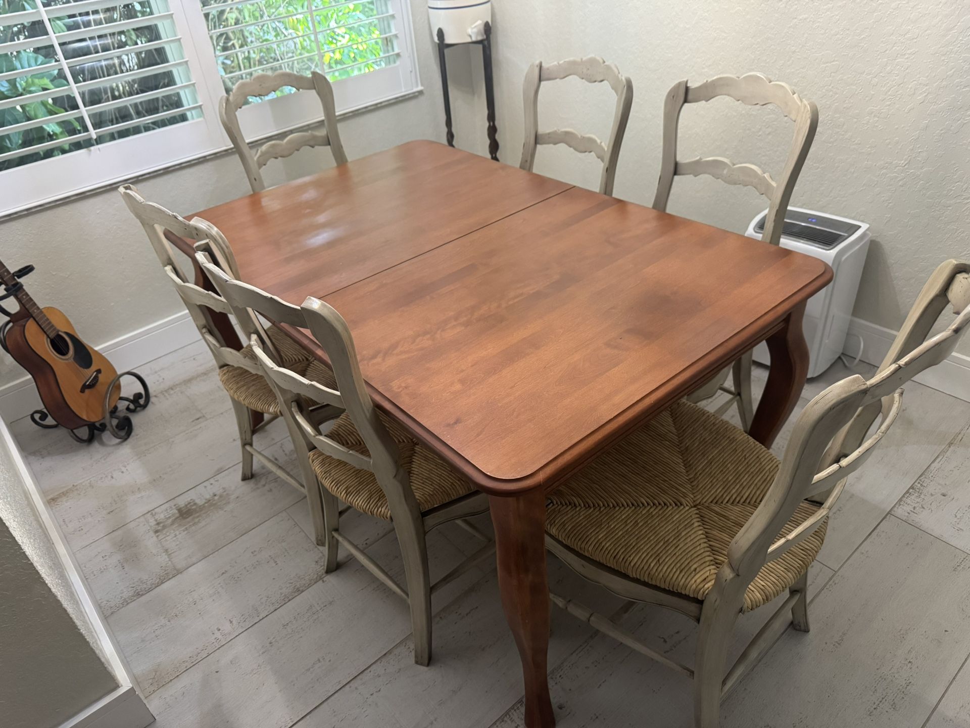 Dining / Kitchen Table And Six Chairs