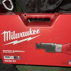 MILWAUKEE Super Sawzall 6538-21