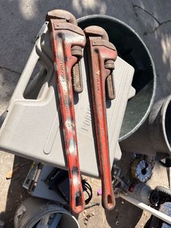 Heavy-Duty Straight Pipe Wrenches