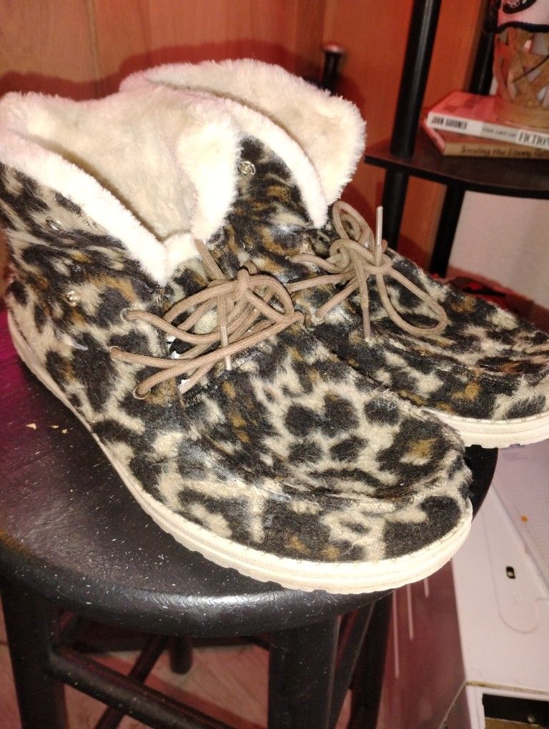 HEY dude Women's Boots