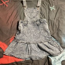 SHEIN Denim Kid Heart Patched Icon Overall Dress