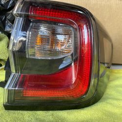 2020-2022 Subaru Outback Right LED Tail Light