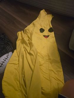 Peely costume