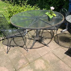 Table And Four Chairs Patio Set