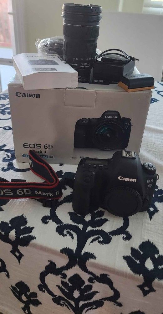 Canon 6d markii and lens 24-105