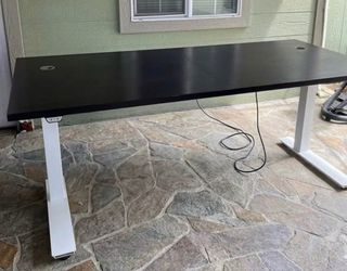 large hydraulic desk