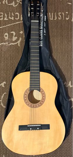 Roy Clark Signature Classical Acoustic Guitar with Gig Bag