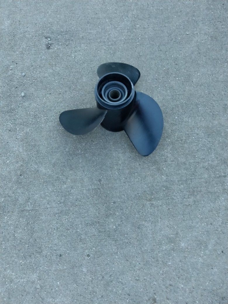 Three Blade Prop