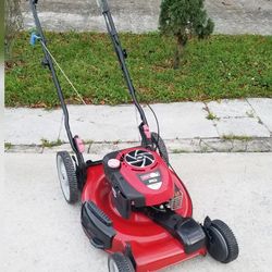 Lawn Mower Self Propelled $220 Firm Not Negociable