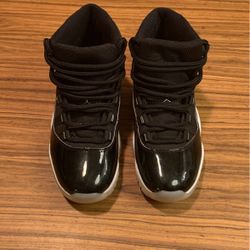 Jordan 11 Jubilees Size 7.5M Pre-owned