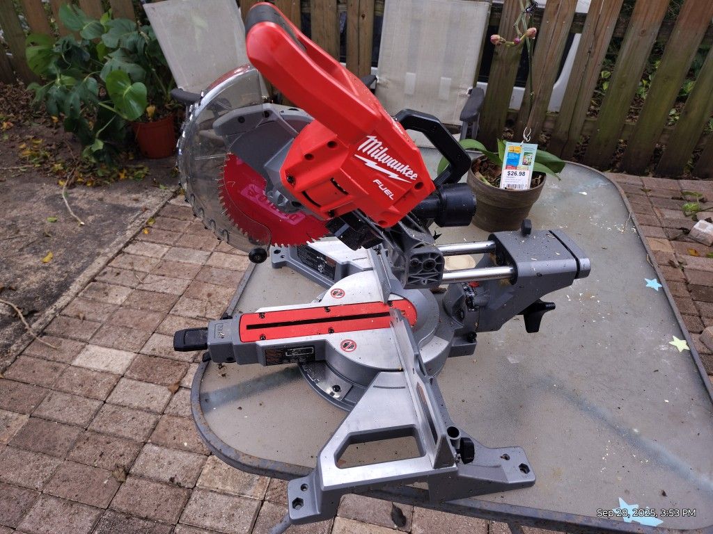 M18 Milwaukee 7 1/4" Miter Saw
