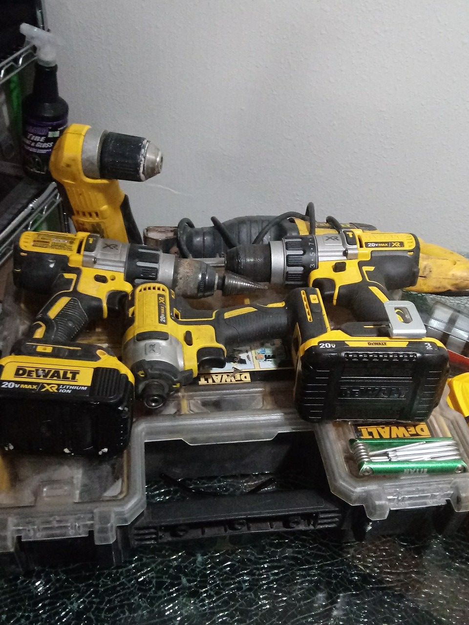 DeWalt Electronic Tools