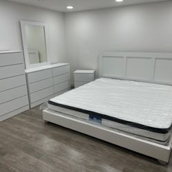 Bedroom Set ( Juego De Cuarto)💮Sold separately too💮Fast delivery