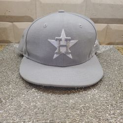 ASTROS New Era Baseball Hat - Size 7 1/4