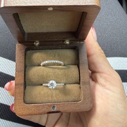0.9 Diamond 14k White Gold Engagement Ring 