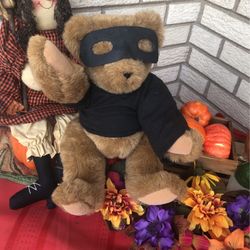 Halloween Vermont Bear 