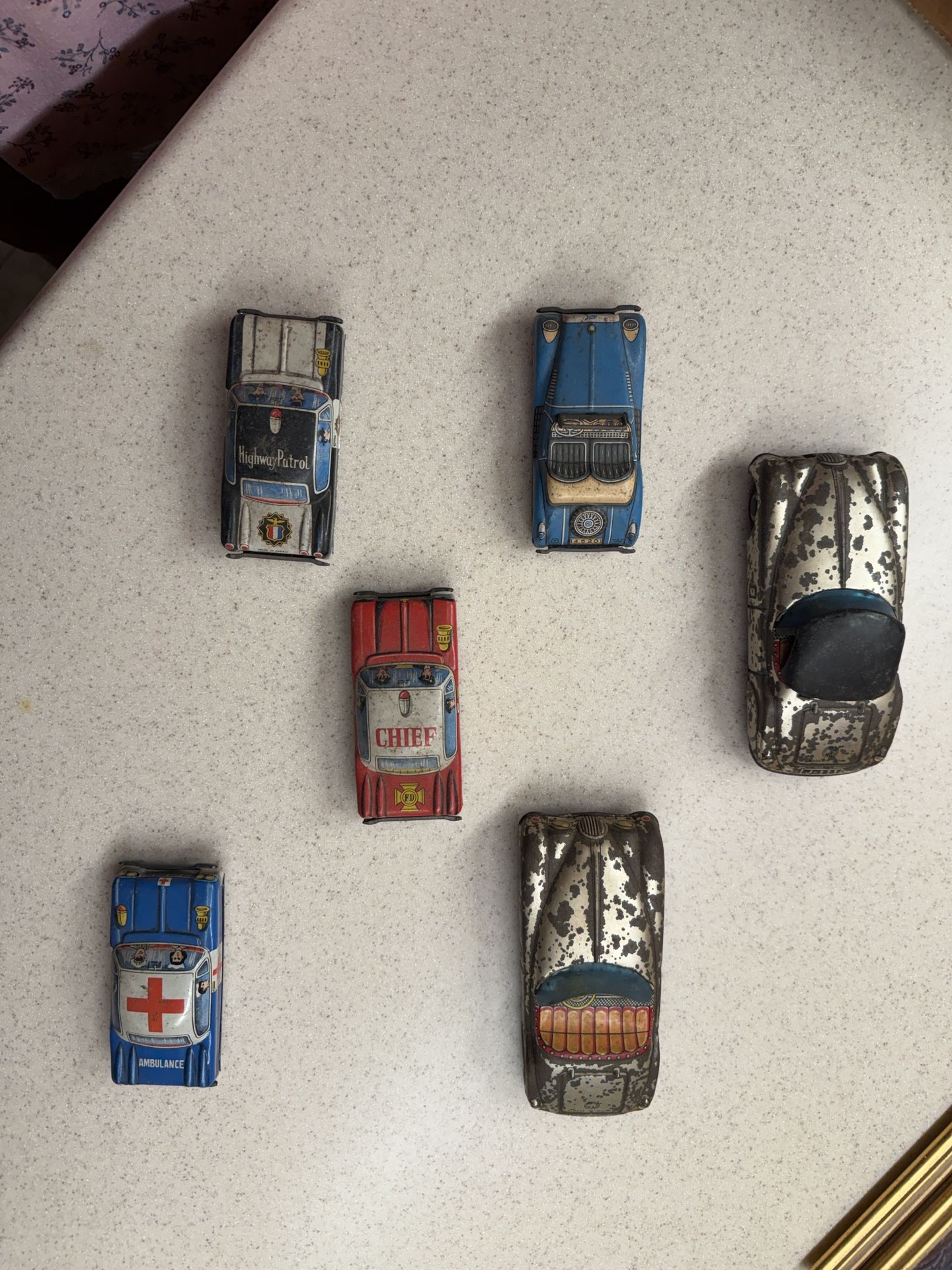 6 Metal Toy Cars