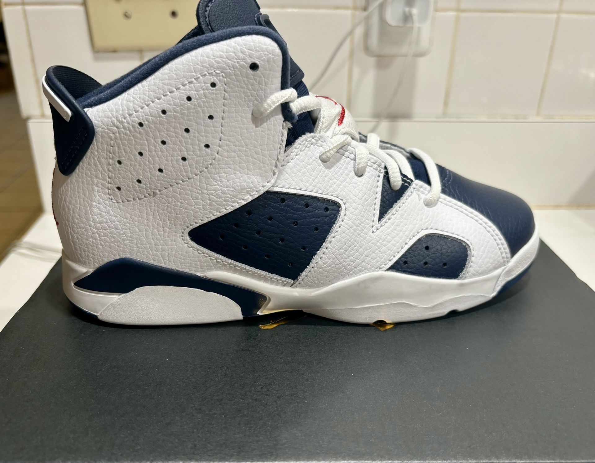 Olympic Jordan 6s Size 2.5Y
