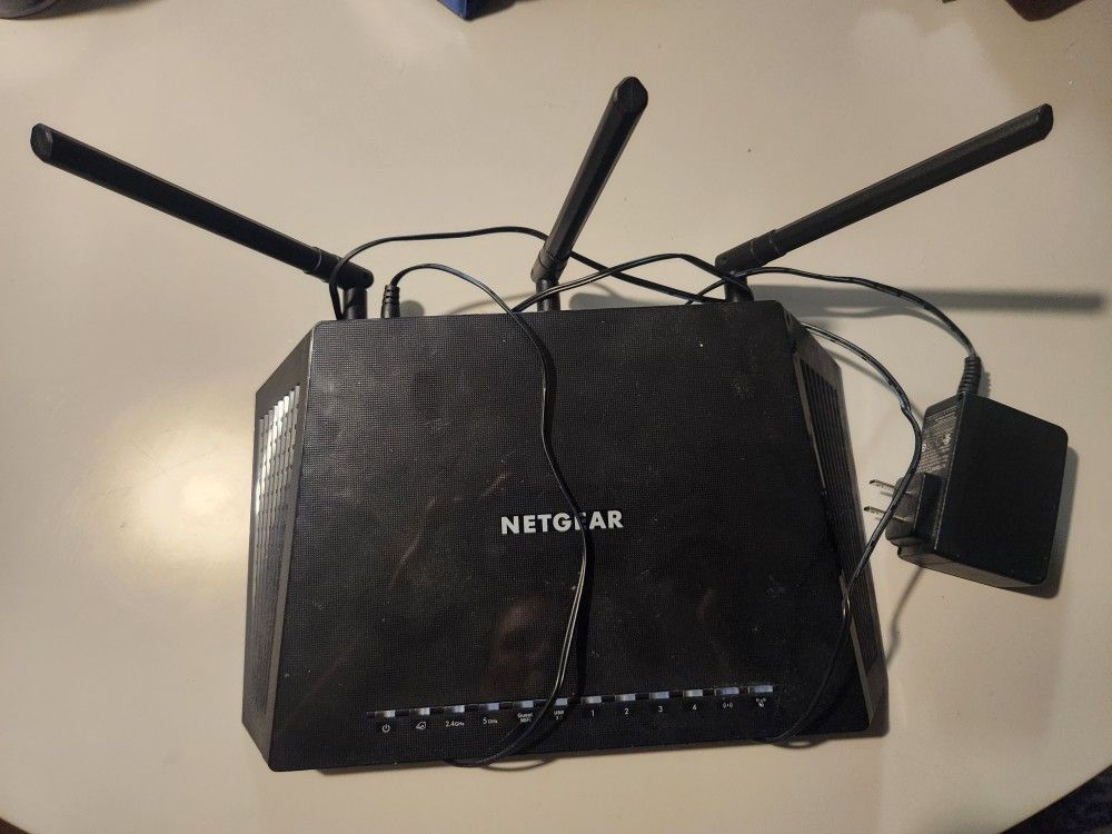 Nighthawk Router