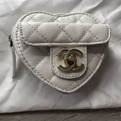 Chanel Matelasse Heart Arm Leather Coin Purse