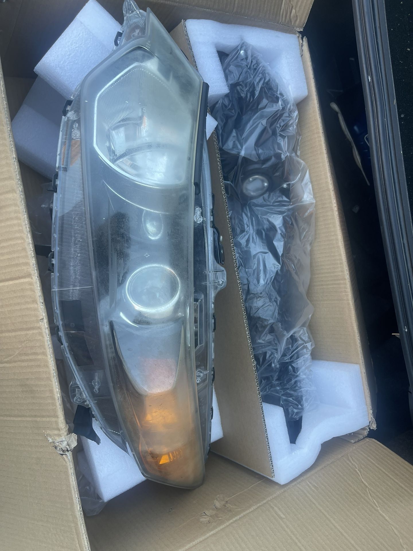 2009-2013 Acura Tsx Headlights