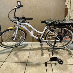 SWAGTRON EB10 Electric Cruiser Bike w Shimano 7SPD Pure Comfort Full Sized 26 Inch eBike for Sale in North Las Vegas NV OfferUp